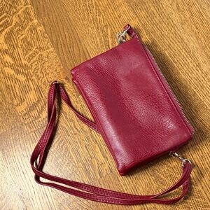 Elegant Burgundy Leather Crossbody Bag